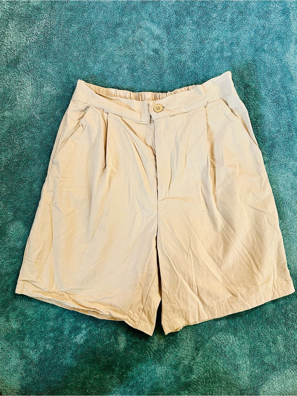 Vintage Beige Cotton Pleated Shorts Small
